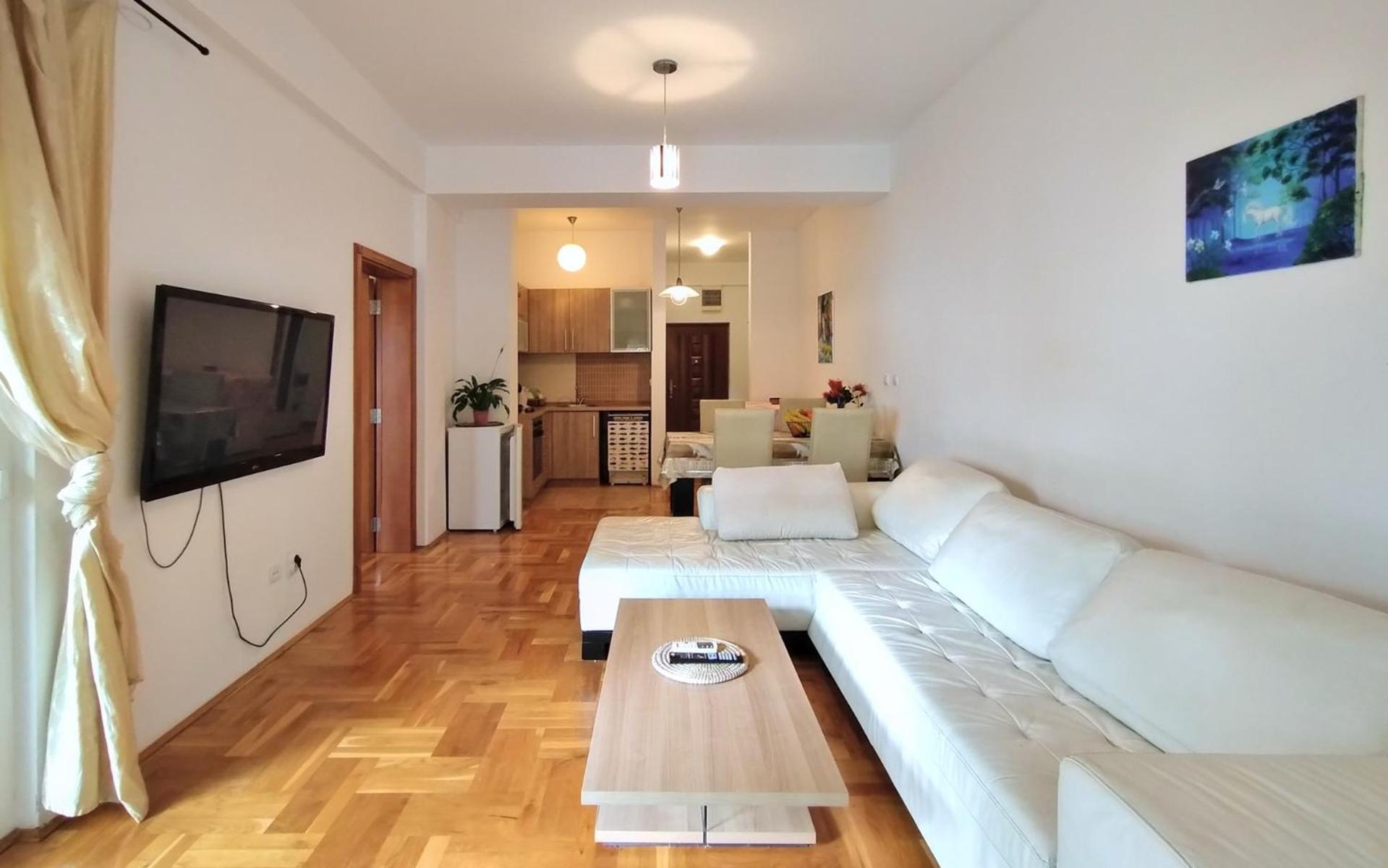 Apartment Club House With Garden And Pool *