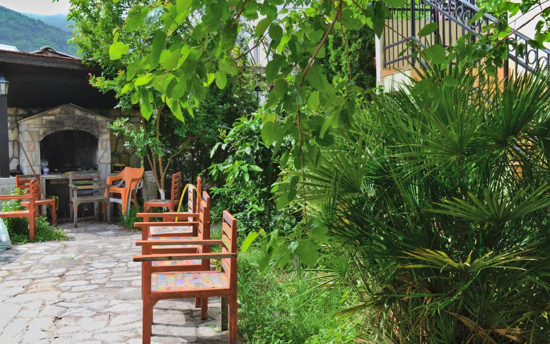 Club House With Garden And Pool
